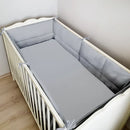 Setul de pătuț pentru copii (saltea, cearșaf si barieră de protecție)