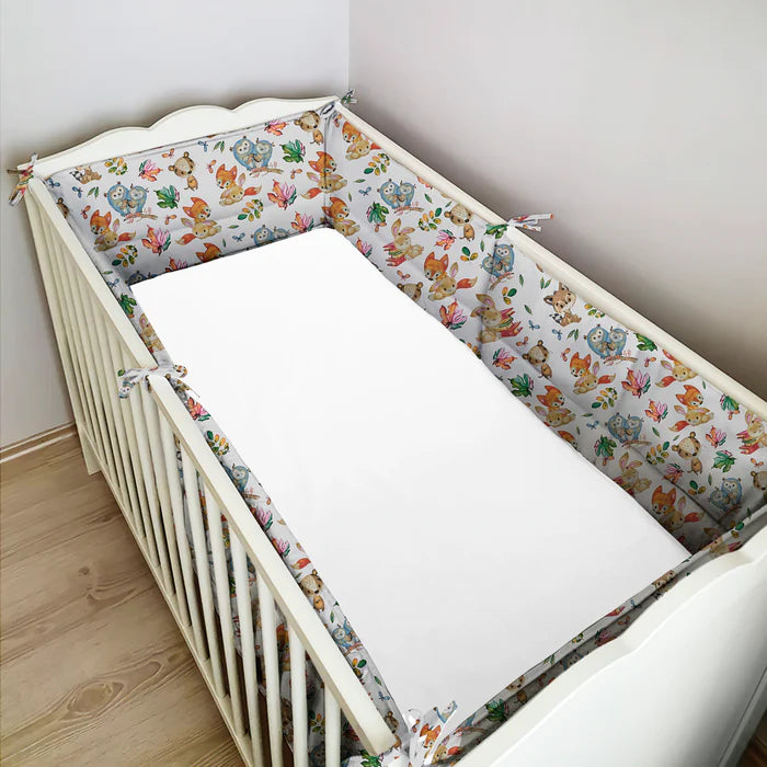 Setul de pătuț pentru copii (saltea, cearșaf si barieră de protecție)