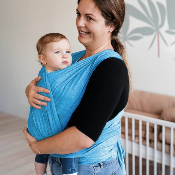 Wrap elastic - sistem sănătos și confortabil de purtare nou-născut