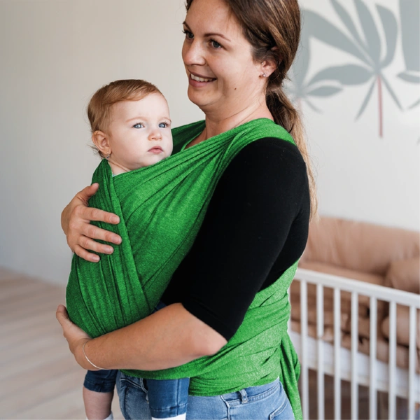Wrap elastic - sistem sănătos și confortabil de purtare nou-născut